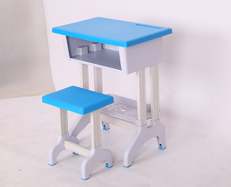 PP surface with small stool mesh pocket fixed style